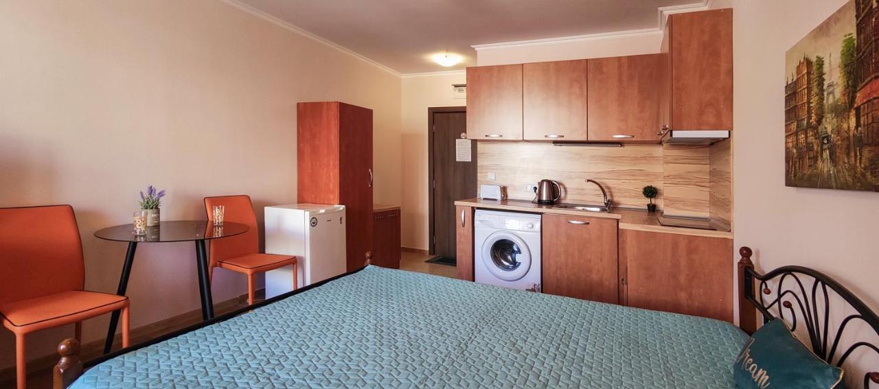 Admiral Plaza Apartament Słoneczny Brzeg