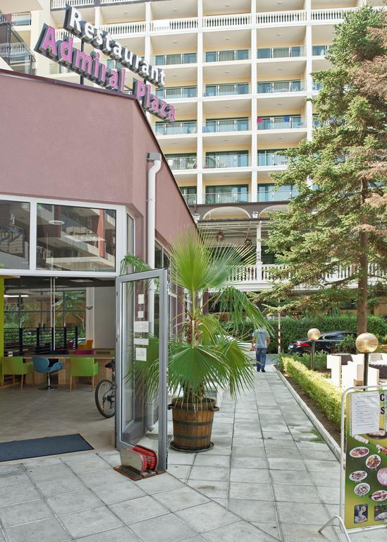 Admiral Plaza *